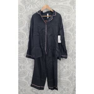 Gilligan & O'Malley women's black satin pajama set pants & button up  Size 2XL